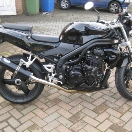 Triumph-Speed-Triple-955i-Performance-motorbike-exhausts-by-Max-Torque-Cans-uk-1